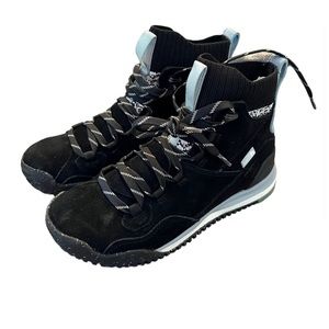 The North Face Back-To-Berkeley III Sport Black Waterproof Boots NEW Size 7